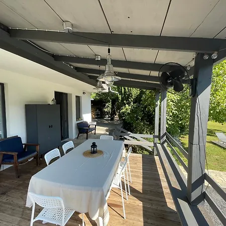 Holiday home Rozsako Nyaralo *